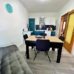 Apartment Ramiza *