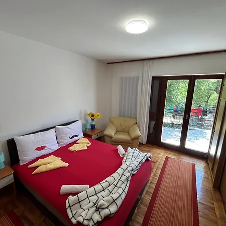 Ramiza Apartment *