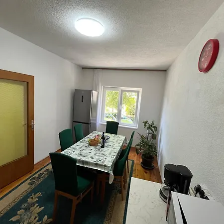 Ramiza Apartament *