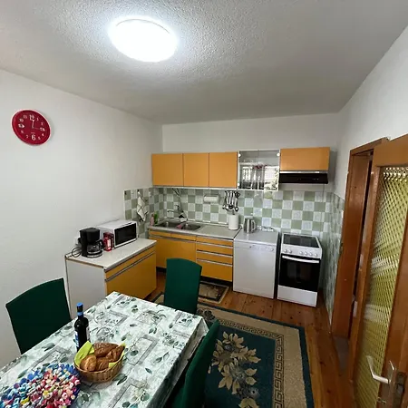 Apartament Ramiza *